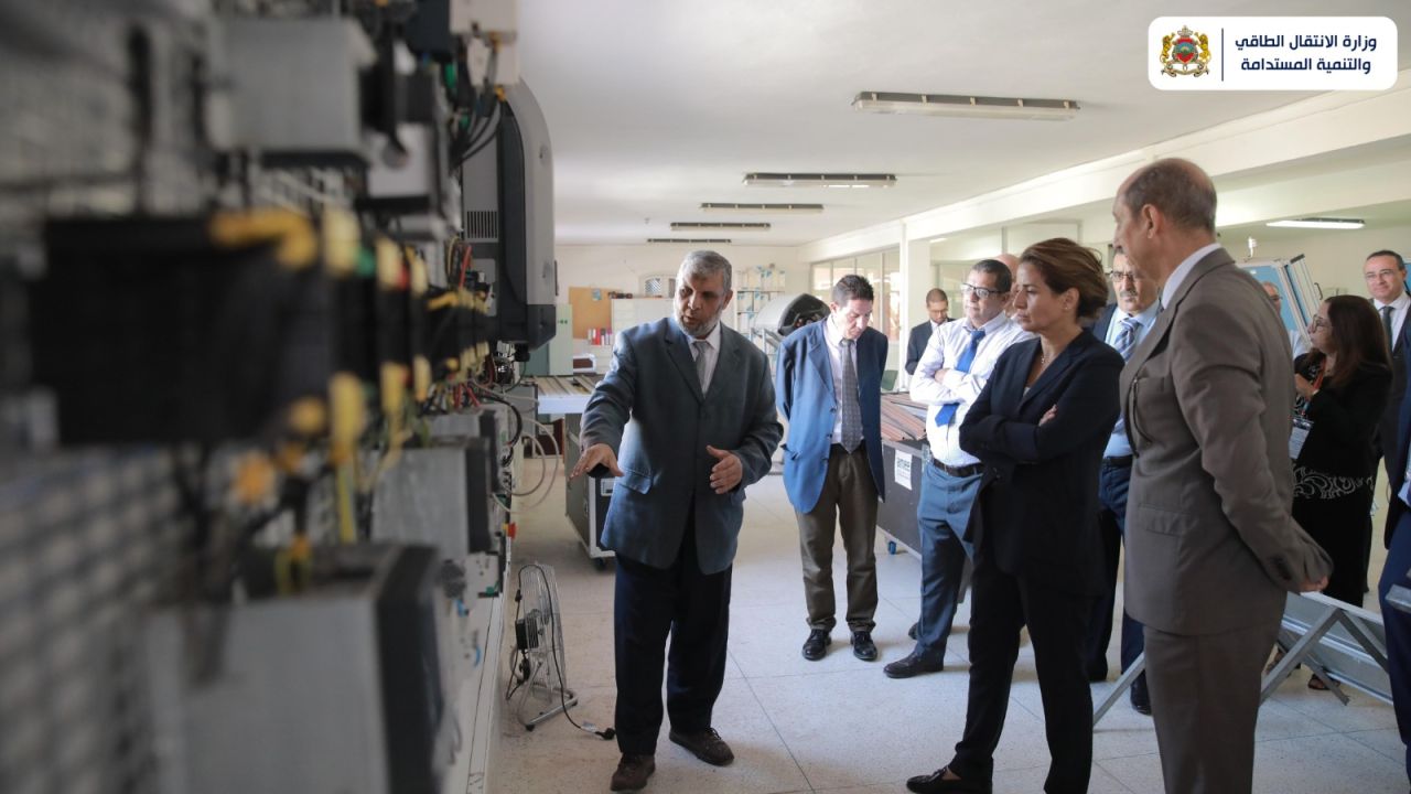 visite ministérielle au stand de l'AMEE3